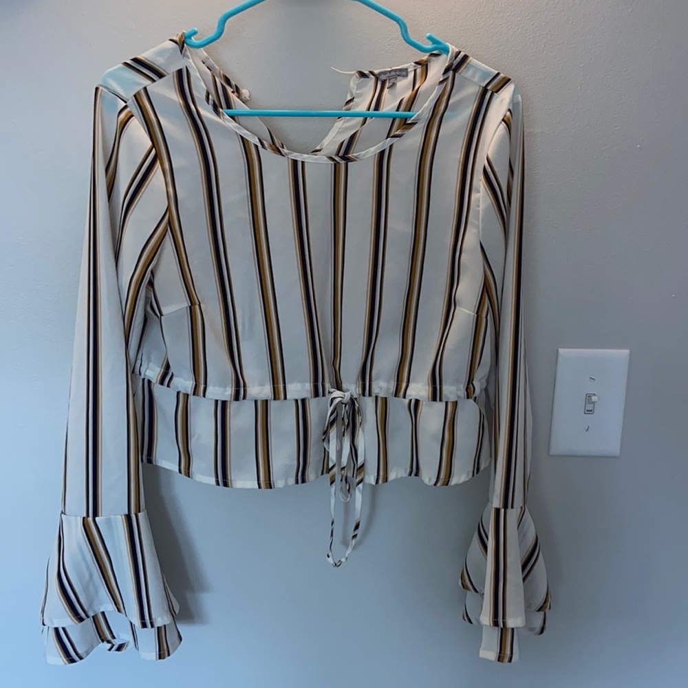Charlotte Russe XS white w/ black, tan & light pink stripes cropped long sleeve